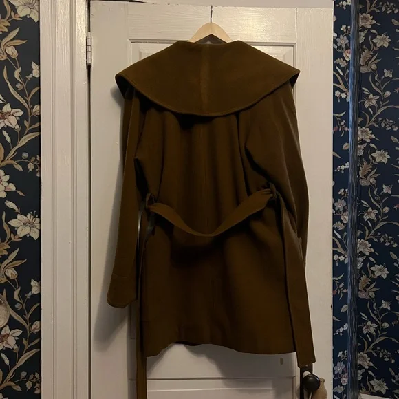 Vintage Wool Chesnut Coat - Picture 2 of 8